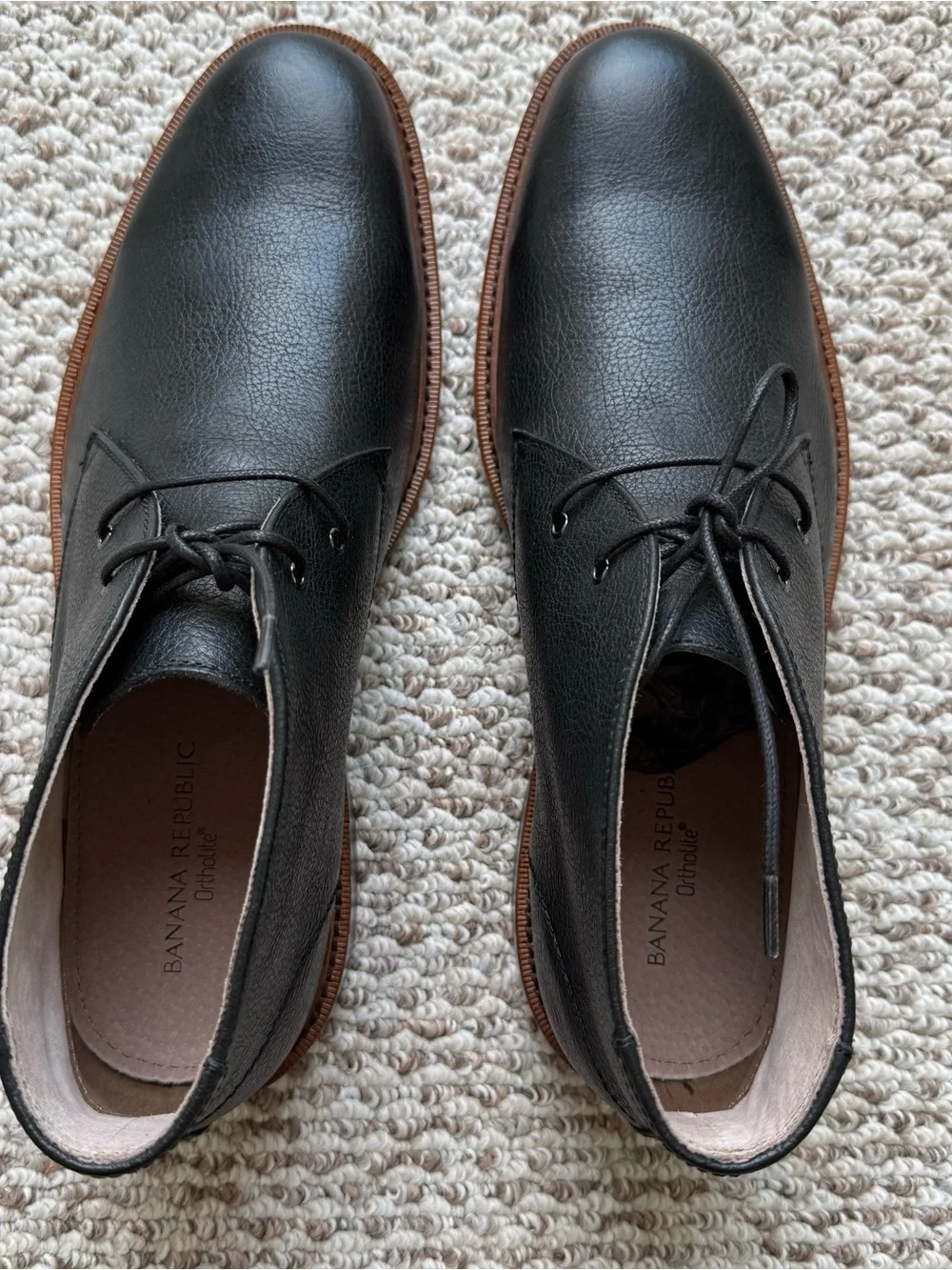 New Banana Republic Leather Chukka Boots